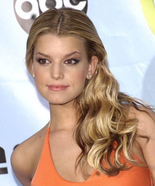 Jessica Simpson Side Swept Hairstyle