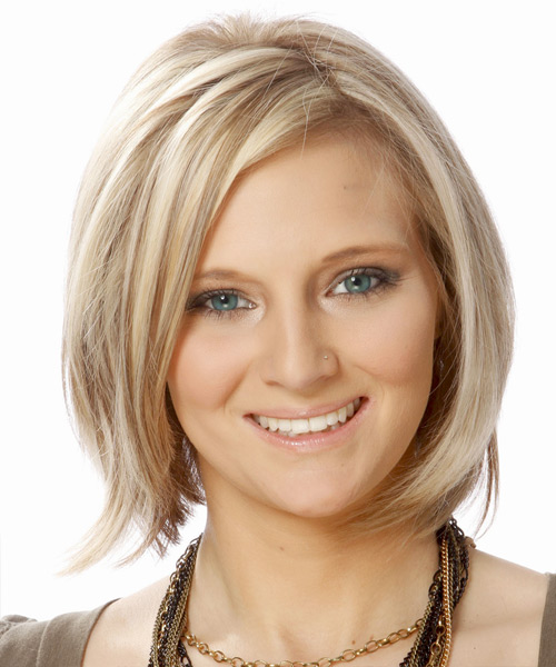 Short Straight Layered Light Ash Blonde Bob Haircut With Dark