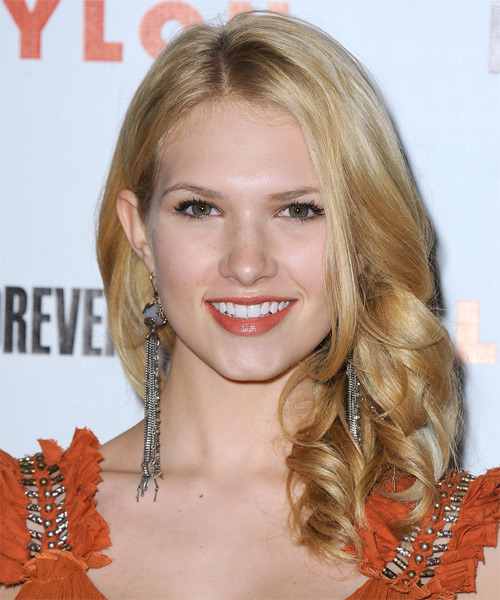 Claudia Lee Medium Wavy    Golden Blonde   Hairstyle   with Light Blonde Highlights
