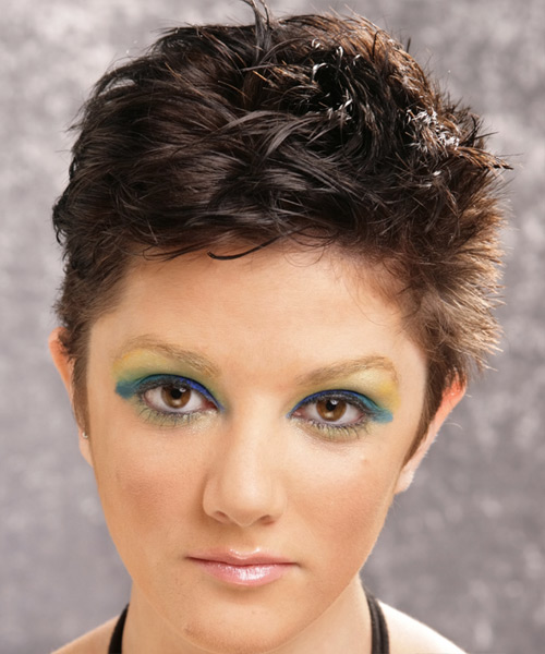 Short Low Maintenance Hairstyle With Height And Definition