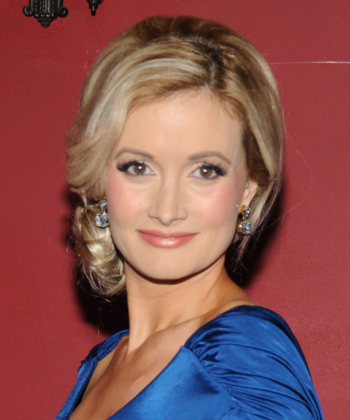 Holly Madison  Long Straight    Blonde  Updo Hairstyle   with Light Blonde Highlights