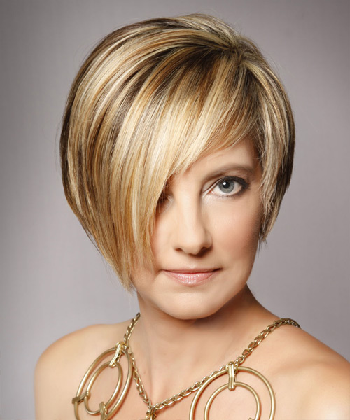 Short Straight Asymmetrical Blonde Hairstyle with highlights