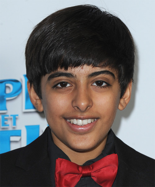 Karan Brar Medium Straight Black Hairstyle With Blunt Cut Bangs