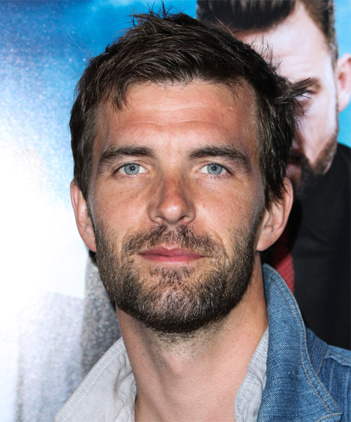 Lucas Bryant Short Straight     Hairstyle