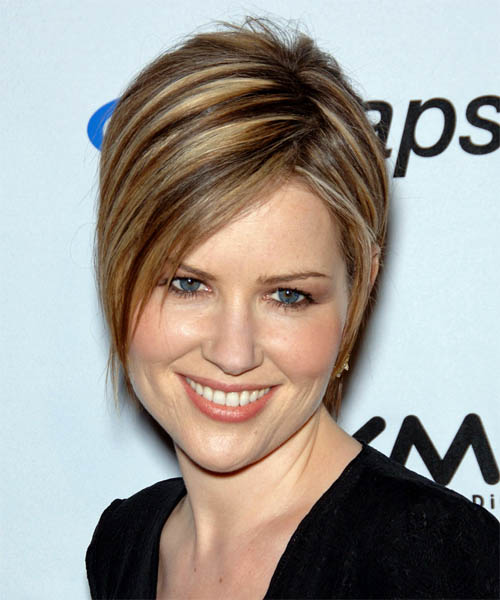 Dido Short Straight     Hairstyle