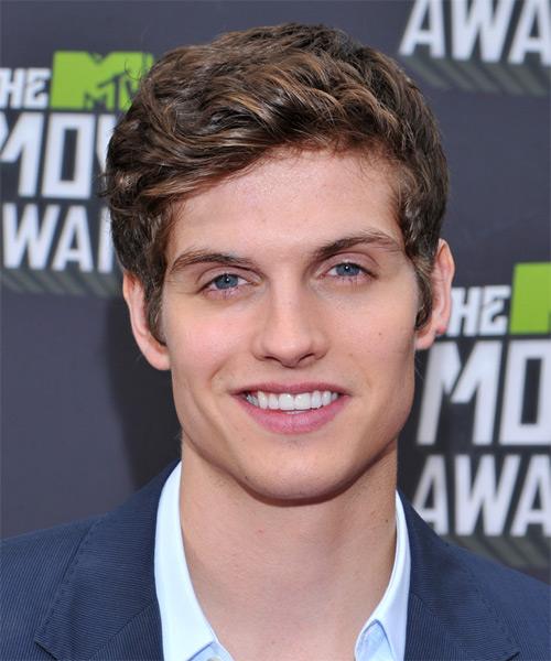 Daniel Sharman Short Wavy    Brunette   Hairstyle   with Dark Blonde Highlights