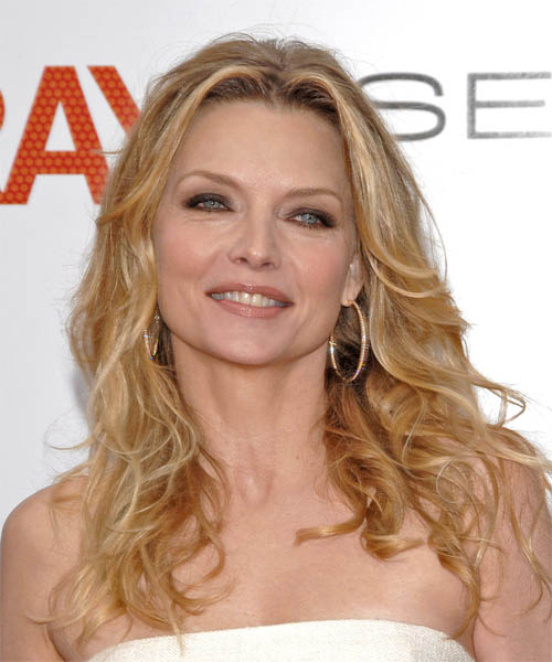 Michelle Pfeiffer Long Wavy     Hairstyle