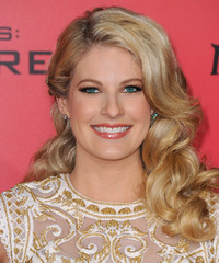 Stephanie Leigh Schlund Hairstyles