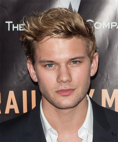 Jeremy Irvine Short Straight   Dark Blonde