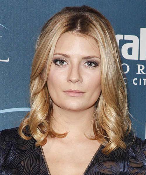 Mischa Barton Medium Wavy    Blonde   Hairstyle