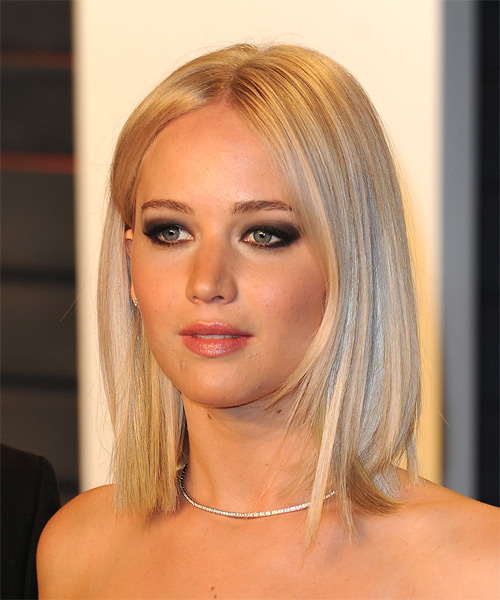 Image of Jennifer Lawrence blunt straight haircut