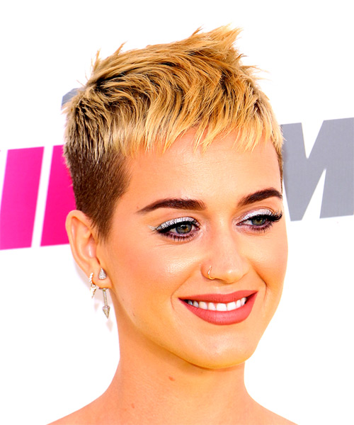 Katy Perry Straight Pixie Hair Cut with Razor Cut Bangs