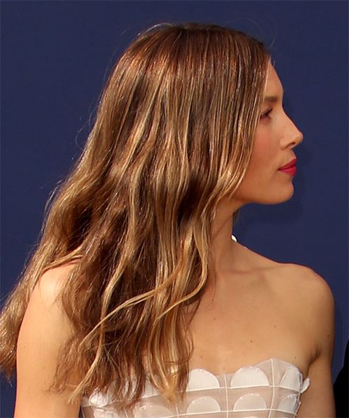 Jessica Biel Long Wavy    Brunette     with  Blonde Highlights - side on view