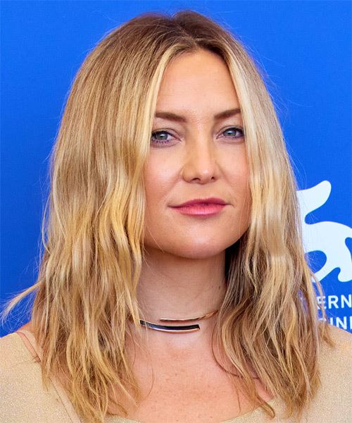 Kate Hudson Long Wavy Layered   Blonde Bob    with Light Blonde Highlights - side on view