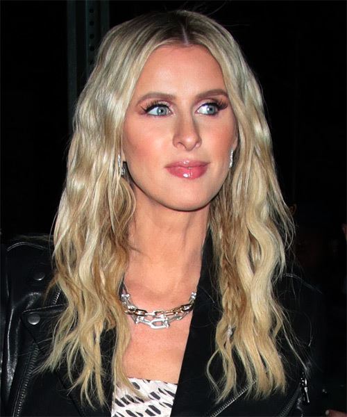 Nicky Hilton Long Wavy    Blonde     with Light Blonde Highlights - side on view