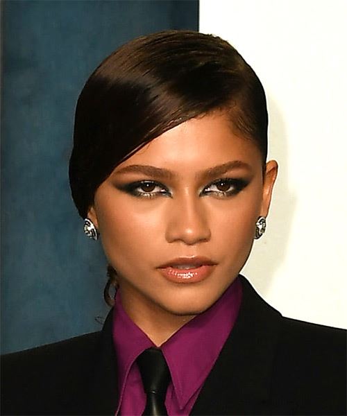 Zendaya Hairstyles, Hair Cuts and Colors