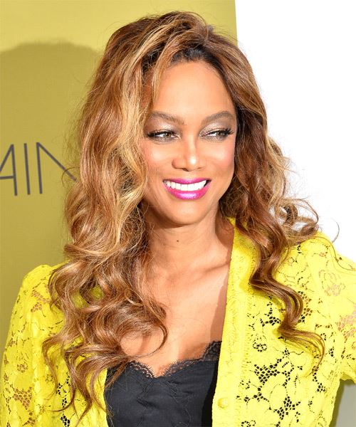 Tyra Banks Hairstyles, Hair Cuts and Colors
