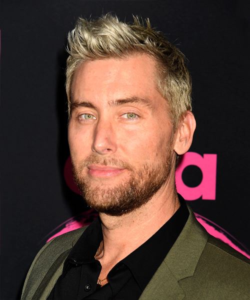 Lance Bass Blonde Haircut With Highlights - side on view