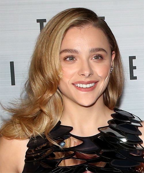 Chloe Grace Moretz Long Hairstyle With Waves - side on view
