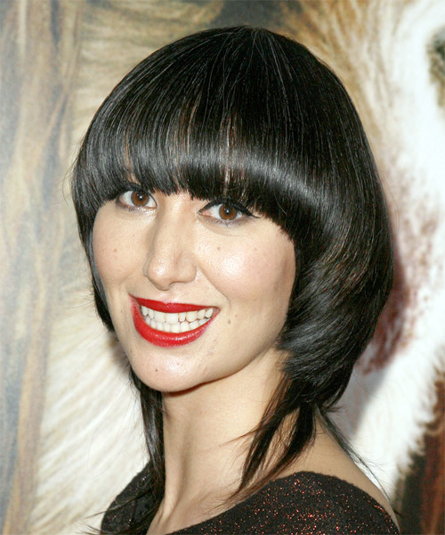 http://hairstyles.thehairstyler.com/hairstyle_views/left_view_images/1342/original/Karen-O.jpg