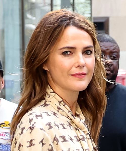 Keri Russell Casual Hairstyle With Natural Waves - side on view