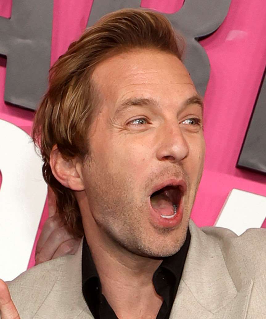 Ryan Hansen Short Casual Haircut - view from the side