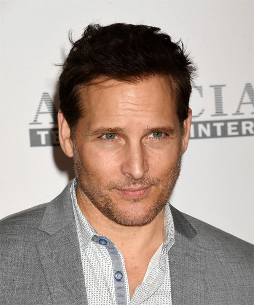 Peter Facinelli Short Haircut - side on view