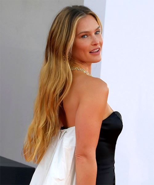 Bar Refaeli Long Blonde Hairstyle With Money Piece - side on view
