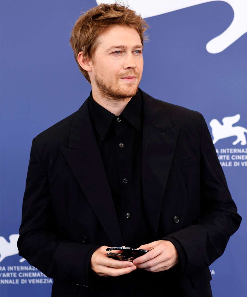 Joe Alwyn Short Hairstyle - view from the side