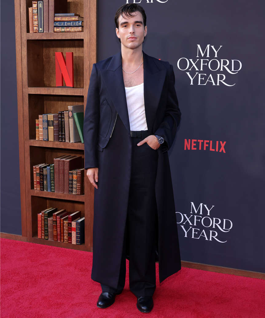 Corey Mylchreest Short Hairstyle - view from the side