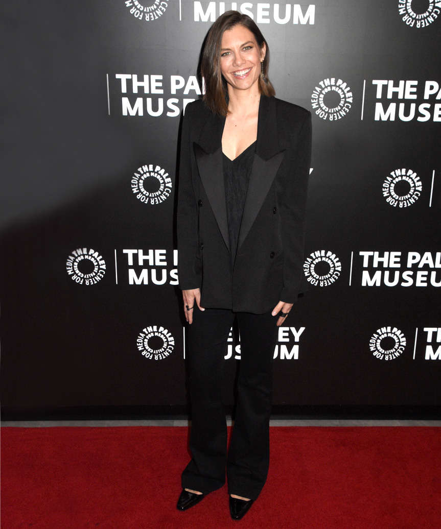 Lauren Cohan Shoulder-Length Bob Haircut - view from the side