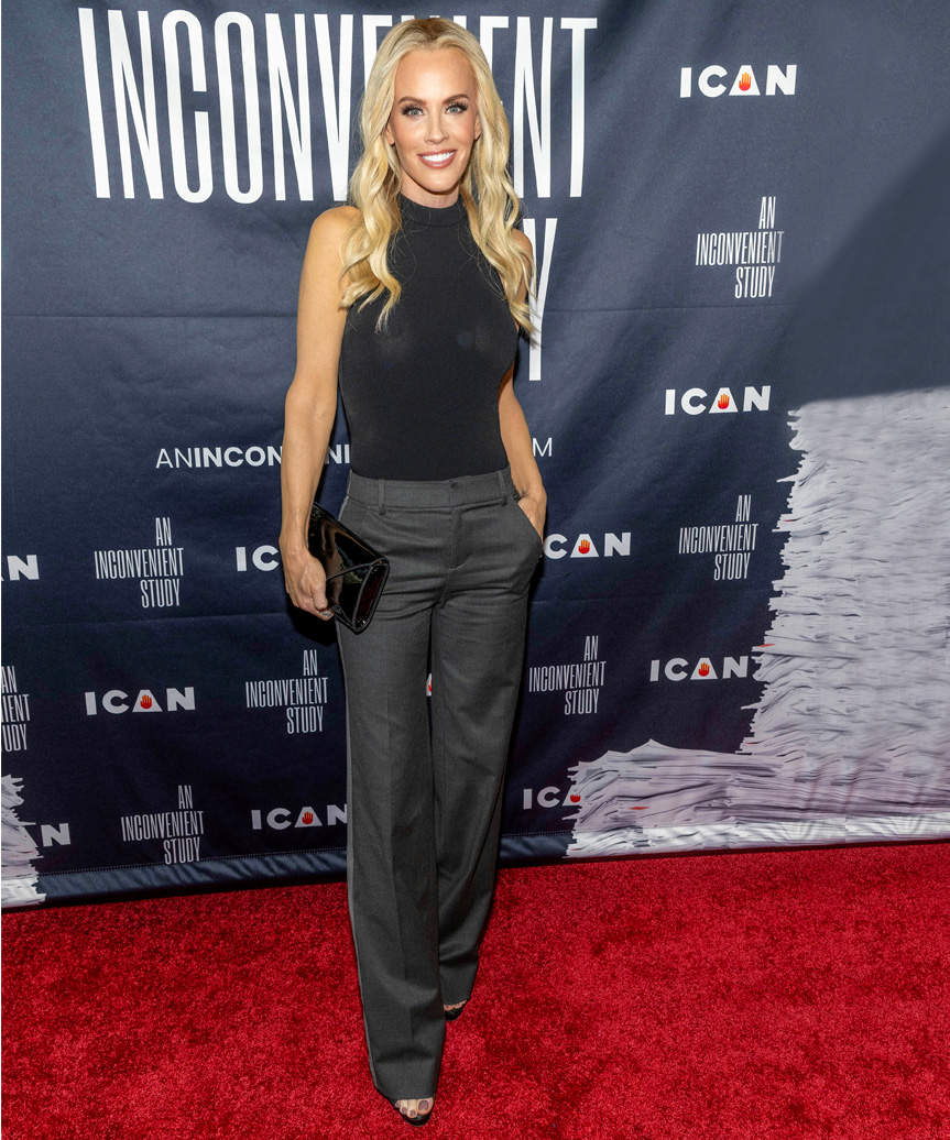 Jenny McCarthy Hairstyle - view from the side