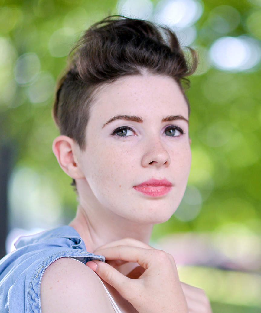 Wavy Pompadour With An Undercut - view from the side