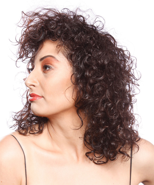  Messy Hairstyle With Crazy Curls - side on view