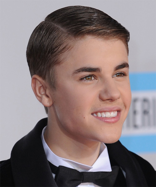 Justin Bieber Short Straight     Hairstyle   - Side on View