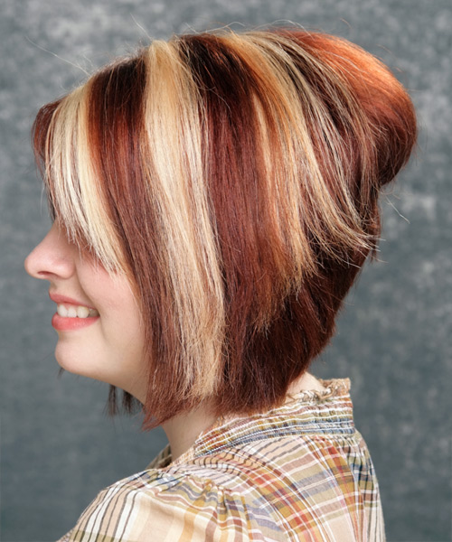 Straight    Brunette and  Blonde Two-Tone - side on view