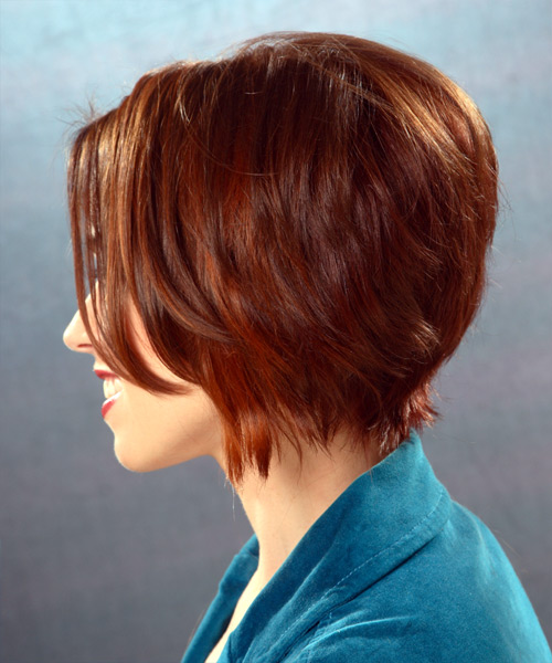 Straight Chin-Length Hairstyle With Zig-Zag Part - side on view
