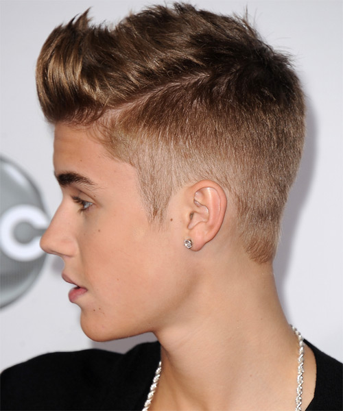 10 Trendy and Latest Justin Beiber Hairstyles One Must Not Miss