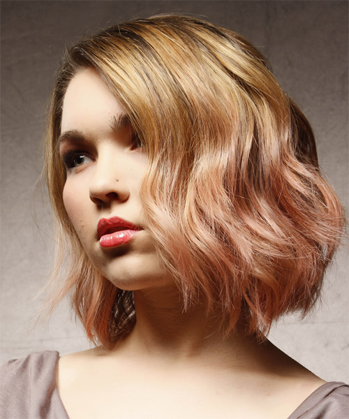  Medium Wavy   Dark Strawberry Blonde   Hairstyle   with  Blonde Highlights - Side on View