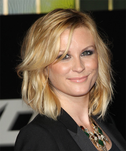 Bonnie Somerville Medium Wavy    Golden Blonde   Hairstyle   with Light Blonde Highlights - side on view