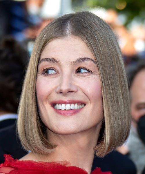 Rosamund Pike Hairstyles, Hair Cuts and Colors