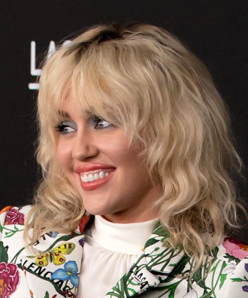Miley Cyrus Medium Wavy   Light Blonde Bob  Haircut   - Side View