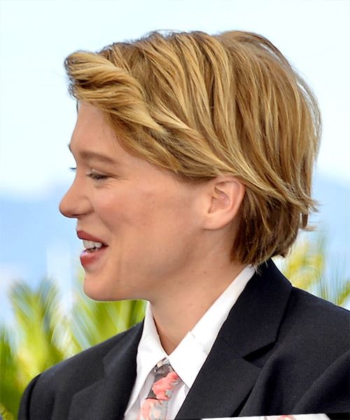 Lea Seydoux Light Red Pixie  with Side Swept Bangs  and  Blonde Highlights - side view