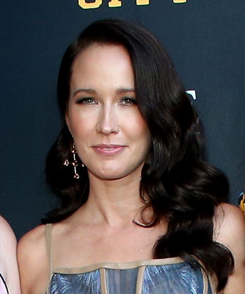 Anna Camp Long Wavy   Black    with Side Swept Bangs - side view