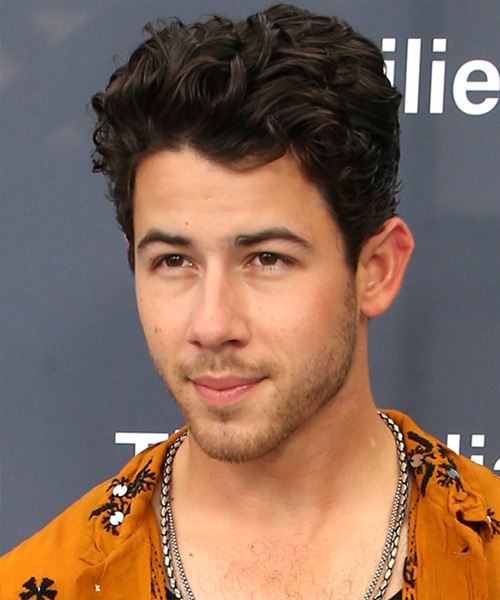 Nick Jonas Hairstyles, Hair Cuts and Colors