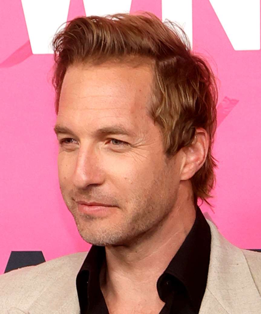 Ryan Hansen Short Casual Haircut - side view