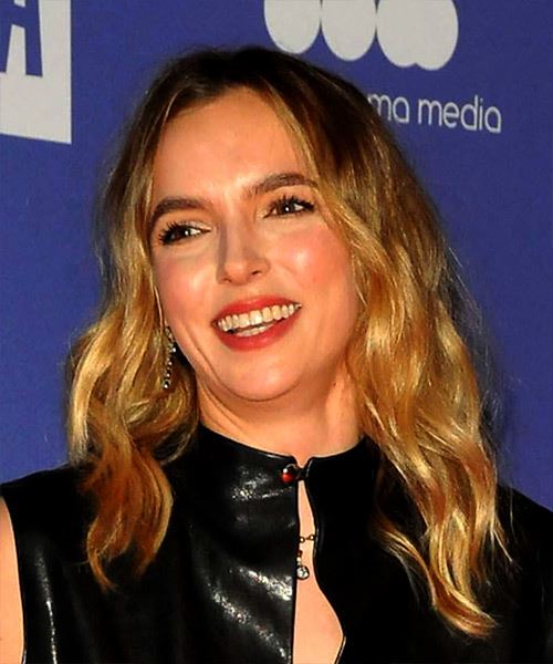 Jodie Comer Long Blonde Hairstyle With Casual Waves