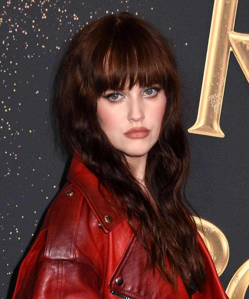 Markella Kavenagh Edgy Hairstyle With Classic Bangs - side view