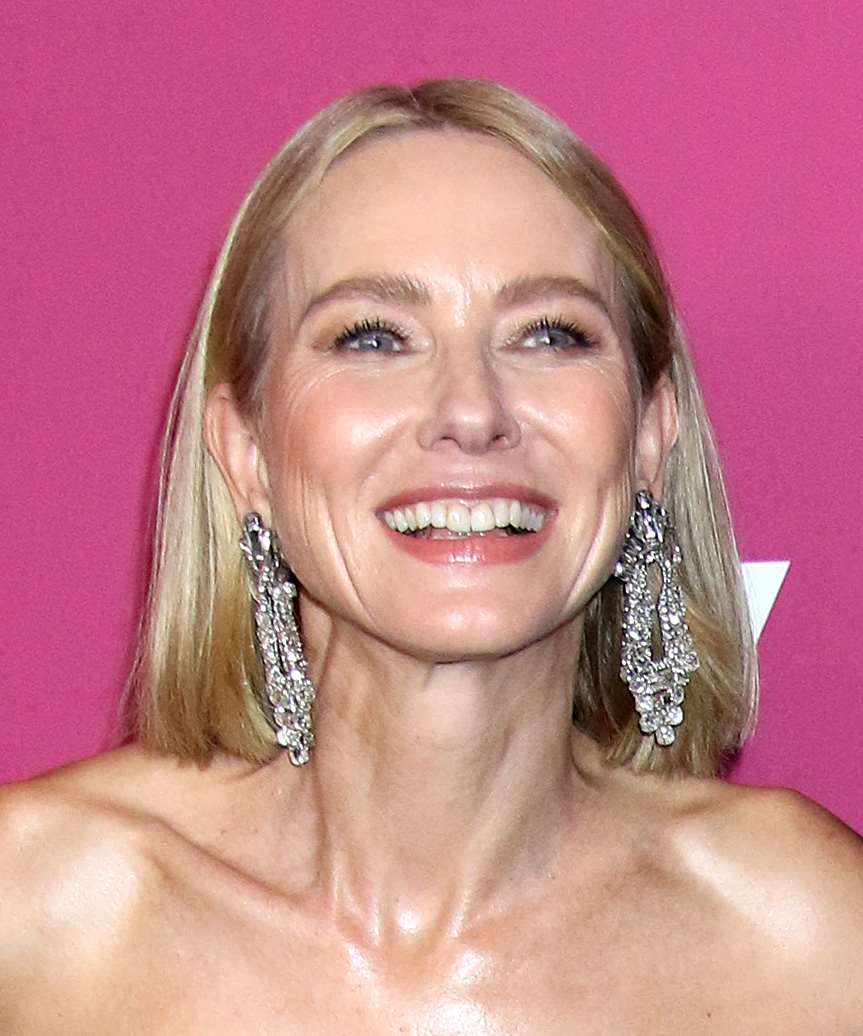 Naomi Watts Blunt Bob Cut - side view