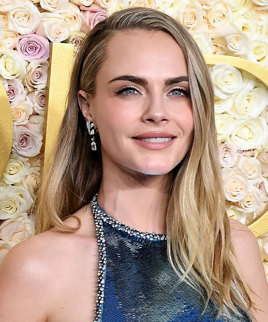 Cara Delevingne Hairstyle - Golden Globe Awards 2025 - side view